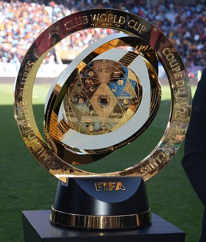 640px-FIFA_Club_World_cup_trophy