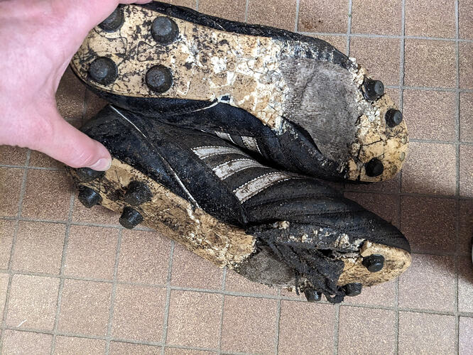 PXL_20260325_192207127