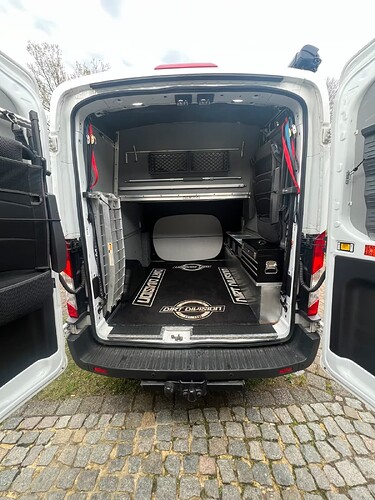 bc5555ea-6480-4f4e-a808-12e801cfc7bb