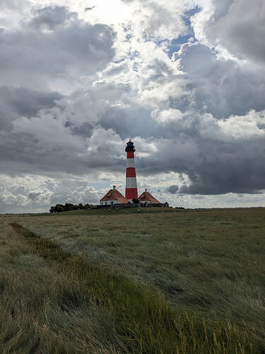 1000073572